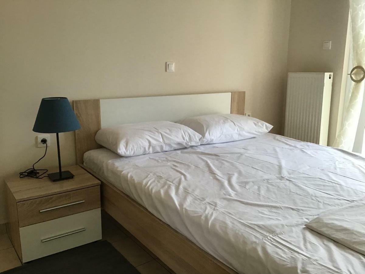 Ourania'S Apartments Камена-Вурла Екстер'єр фото