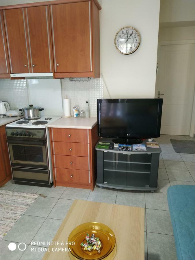 Ourania'S Apartments Камена-Вурла Екстер'єр фото