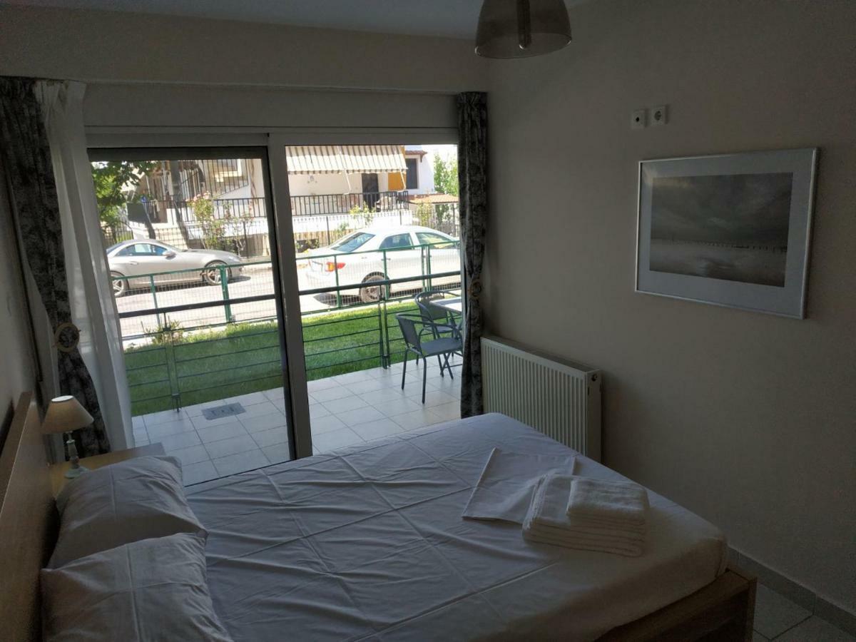 Ourania'S Apartments Камена-Вурла Екстер'єр фото