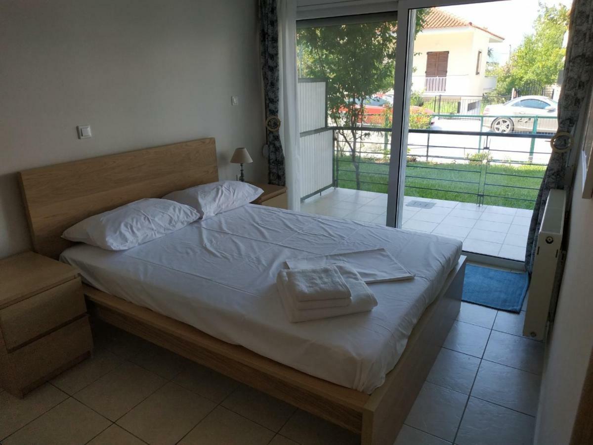 Ourania'S Apartments Камена-Вурла Екстер'єр фото